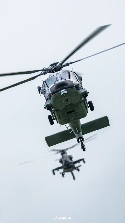 快收藏！空天利剑翱翔蓝天手机壁纸