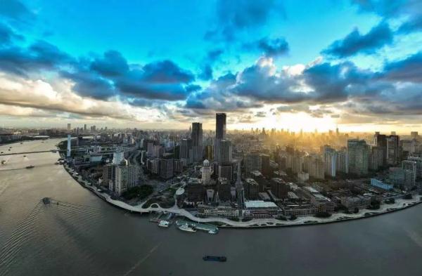 “上海最美人行天桥”董家渡路花桥今天试开放