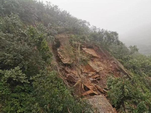 注意安全!北京三地发生塌方、塌陷 注意安全!北京三地发生塌方、塌陷