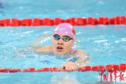 张雨霏李冰洁两大奥运冠军领衔 大运会中国游泳首金诞生