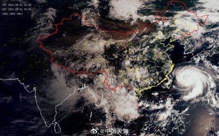 台风卡努已进入24小时警戒线 大风海浪风暴潮来袭 台风卡努已进入24小时警戒线 大风海浪风暴潮来袭