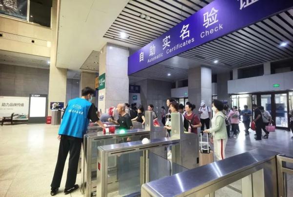 受降雨影响 长春站部分车次停运