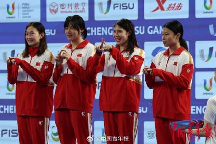 张雨霏李冰洁两大奥运冠军领衔 大运会中国游泳首金诞生