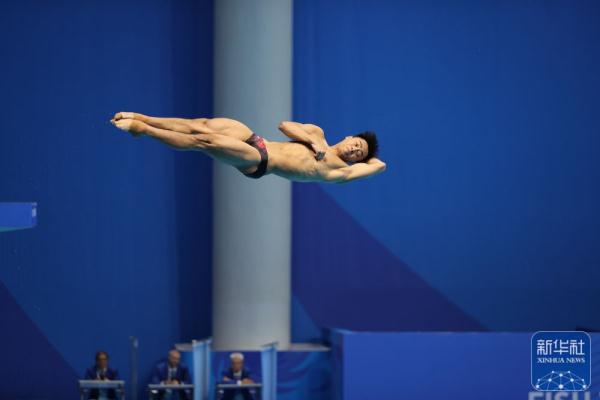 成都大运会|中国选手包揽跳水男子3米跳板冠亚军 成都大运会|中国选手包揽跳水男子3米跳板冠亚军