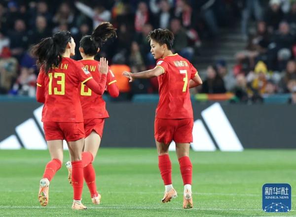 1比6，中国女足告别世界杯
