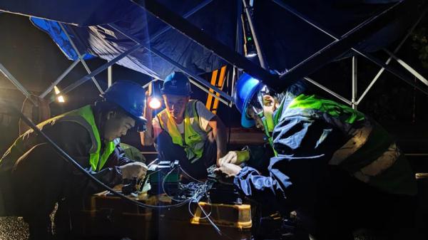 抗台风防汛情 他们坚守一线保障通讯畅通和能源电力供应