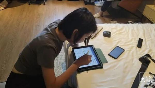 每人只带100元来到合肥，15天后，他们存了这么多钱……