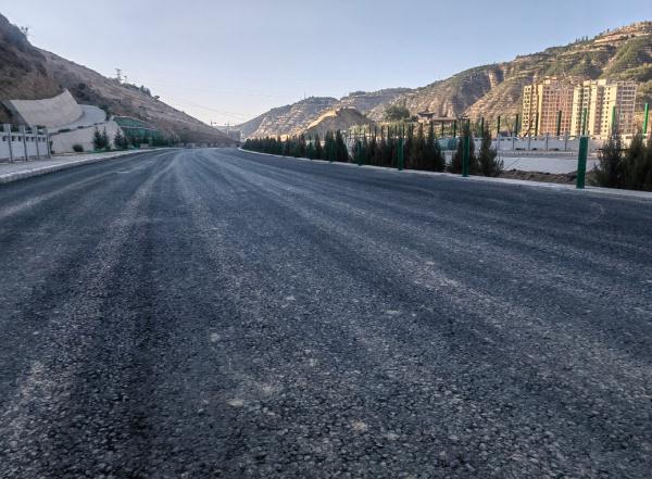 兰阿公路预计今年年底建成通车 兰阿公路预计今年年底建成通车