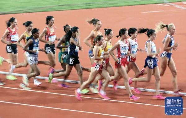 又美又飒！清华大学夏雨雨，反超夺金！