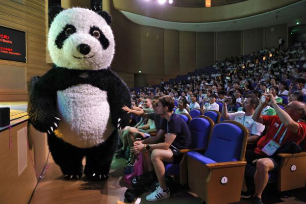 大运村的“奇幻之夜”