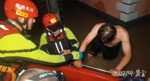 河北应急预案响应提升!直击涿州救援最新进展→ 河北应急预案响应提升!直击涿州救援最新进展→