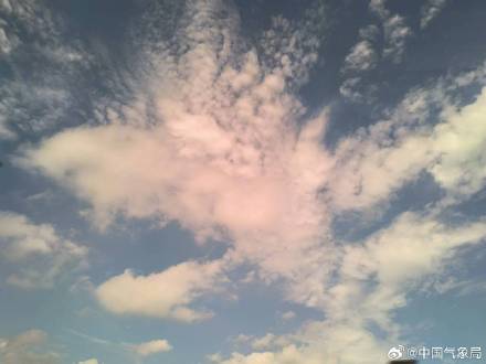 重庆璧山现粉色云朵 云朵为什么是粉色的? 重庆璧山现粉色云朵 云朵为什么是粉色的?