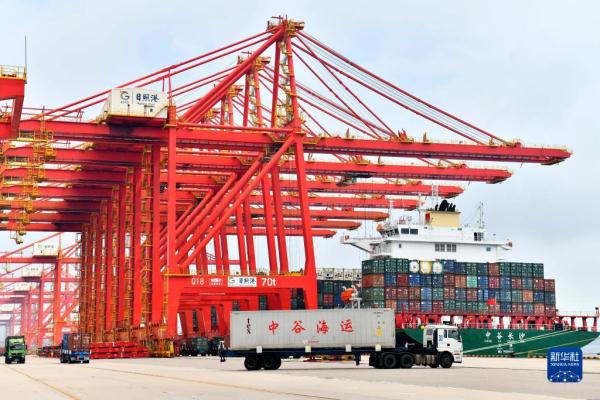 山东港口日照港1至7月份吞吐量同比增长6.2%