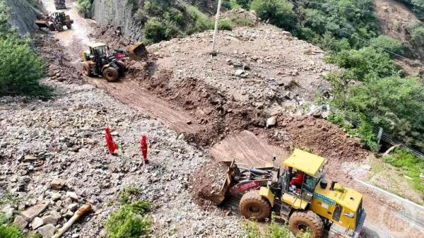 中国安能门头沟道路抢险，已打通G234国道27公里“生命线”