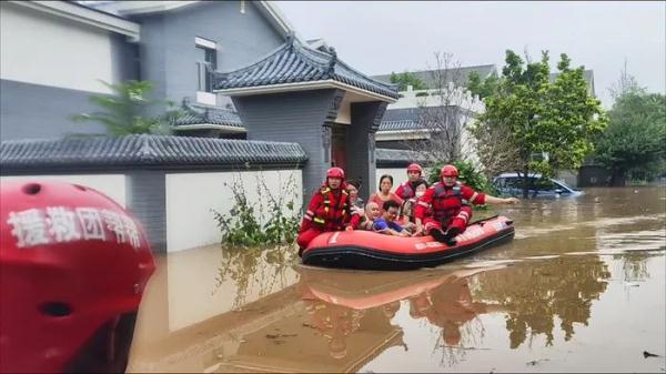 “我还能挺住,这点儿累不算什么!” “我还能挺住,这点儿累不算什么!”