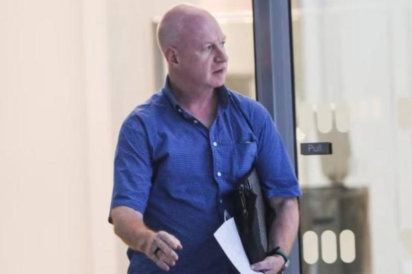 美国一男子被曝向新加坡一餐厅高管爆粗口并发出威胁，被控4项罪名