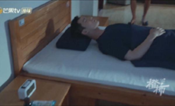 还未抢救孕妇就直接剖宫产?热播剧情节引卫健委发声→ 还未抢救孕妇就直接剖宫产?热播剧情节引卫健委发声→