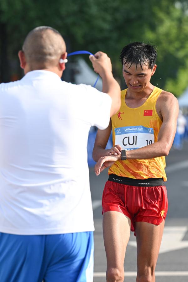 成都大运会男子20公里竞走团体决赛中国队夺冠