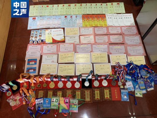 全国冠军→大运会志愿者，他的故事让人点赞！