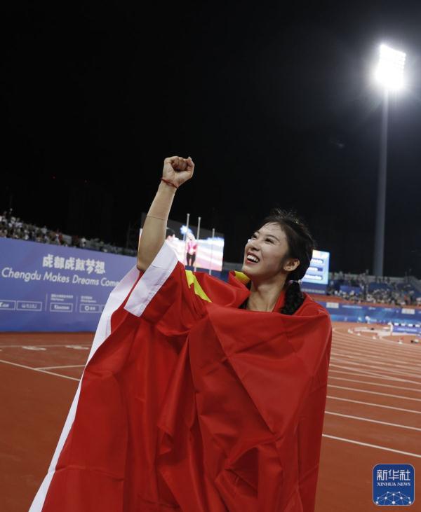 成都大运会|田径——女子100米栏决赛：吴艳妮摘银