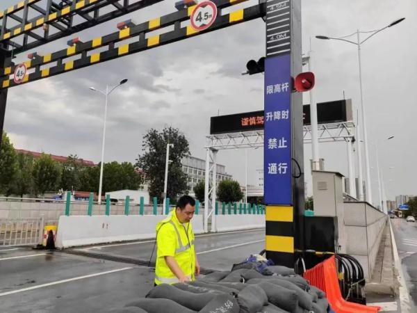 郑州最大降水量73.4毫米！省内多条高速交通管制