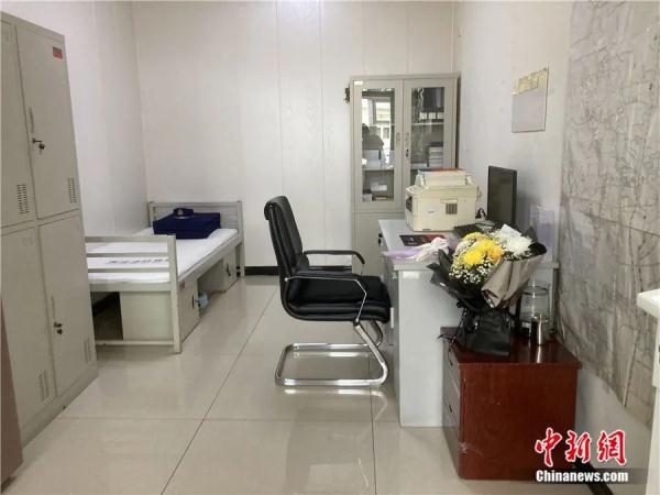 战友追忆冯振：“我被推到安全区，他却不见了……”