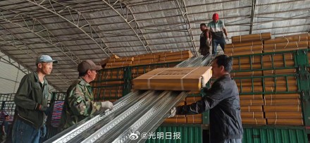 省级储备救灾和防汛物资运抵舒兰