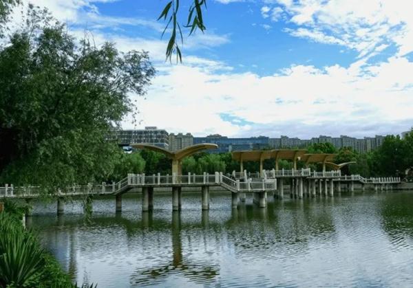 降雨逐渐退场 天气闷热潮湿！