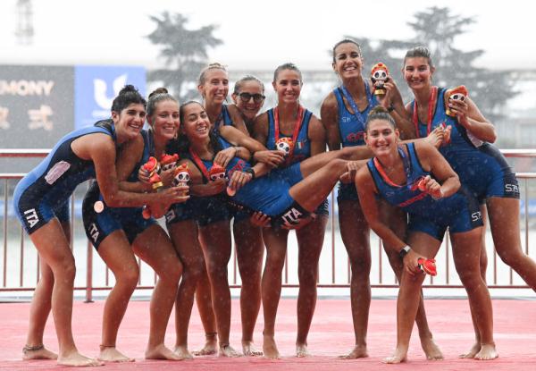 成都大运会|赛艇——女子八人单桨有舵手:中国队夺冠 成都大运会|赛艇——女子八人单桨有舵手:中国队夺冠