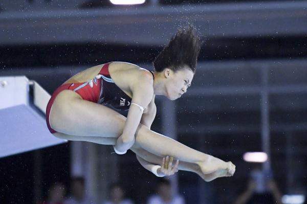 跳水世界杯超级总决赛：全红婵207C失误，陈芋汐摘10米台金牌