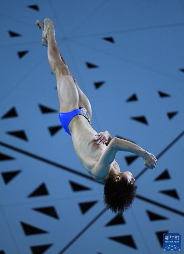 成都大运会 | 跳水:黄子淦、杨凌分获男子跳台冠亚军 成都大运会 | 跳水:黄子淦、杨凌分获男子跳台冠亚军