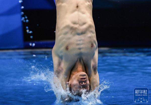 成都大运会 | 跳水:黄子淦、杨凌分获男子跳台冠亚军 成都大运会 | 跳水:黄子淦、杨凌分获男子跳台冠亚军