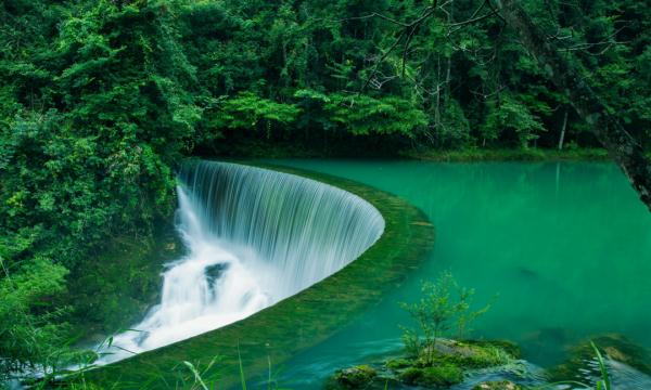 1小时从贵阳刹拢荔波！贵南高铁贵荔段今日首发，一起来打卡