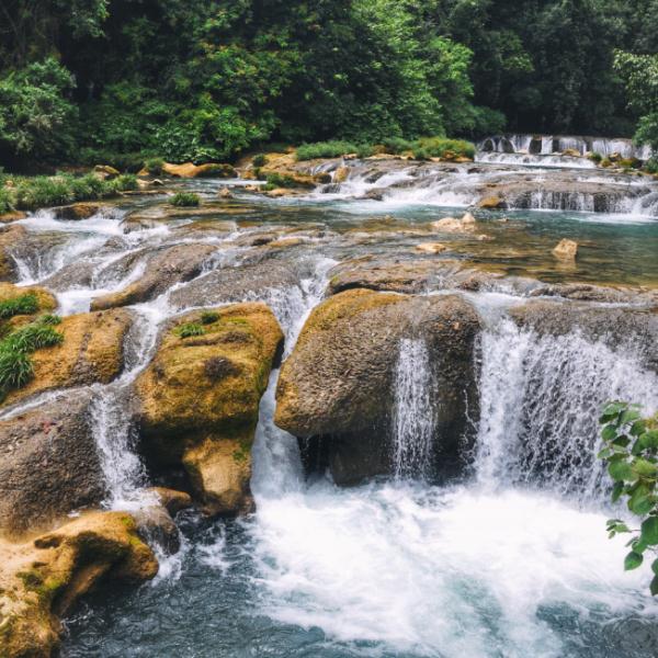 1小时从贵阳刹拢荔波！贵南高铁贵荔段今日首发，一起来打卡