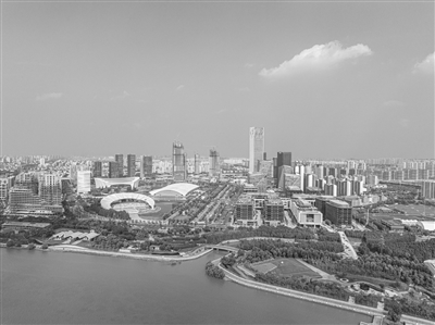 荒地变宝地  前滩再“抢滩”