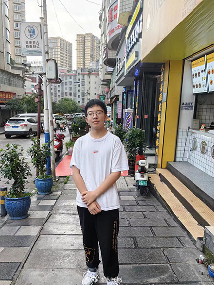 厉害！高中同宿舍3人齐上北大