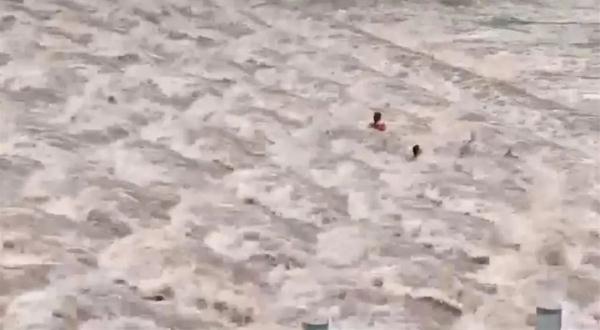 突发！多人被洪水冲走！至少7人遇难
