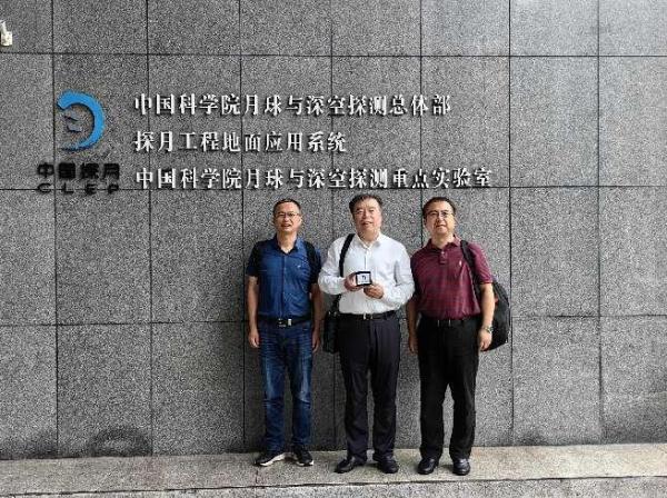 月球“土”特产？这两所高校宣布获得！