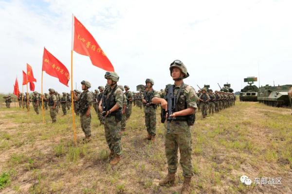 防空兵，火力全开！