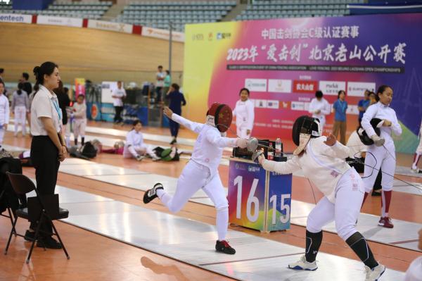 想和妈妈站在同一条剑道上