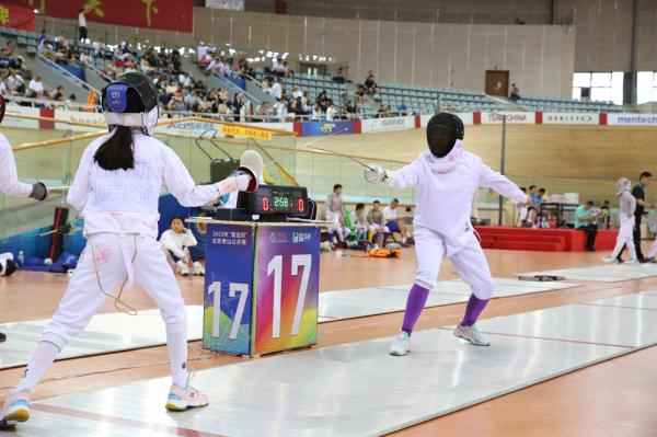 想和妈妈站在同一条剑道上