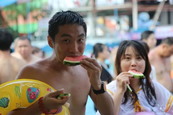 比天气还“HOT”的是山城旅游 暑期来渝机票预定量达全国第三