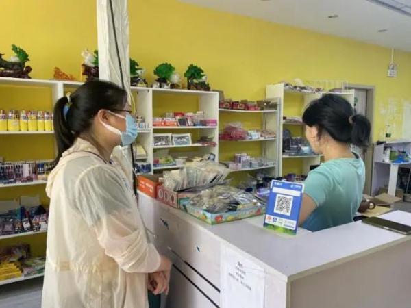 暗访!5岁幼儿竟“畅通无阻”买到盲盒,涉及名创优品、晨光文具等门店 暗访!5岁幼儿竟“畅通无阻”买到盲盒,涉及名创优品、晨光文具等门店