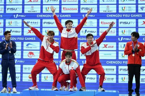 帅气已经不值一提！中国游泳队宝藏青年还藏着多少惊喜？