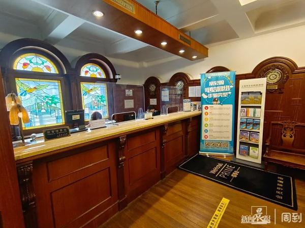 上海老牌宝藏宾馆将暂停营业，这里的水晶虾仁和法棍，上海人都曾抢着买！