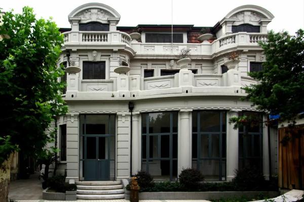 延庆路上这座法式花园住宅，造型多变、风格鲜明……