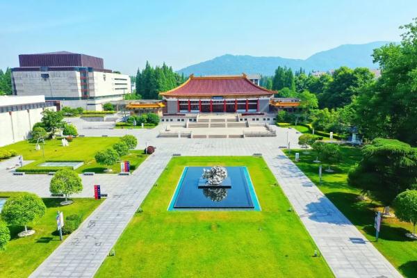 暑假期间，多家博物馆实行新措施