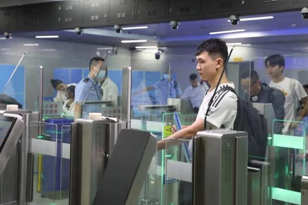 琶洲港澳客运码头,可以采集快捷通道信息啦! 琶洲港澳客运码头,可以采集快捷通道信息啦!