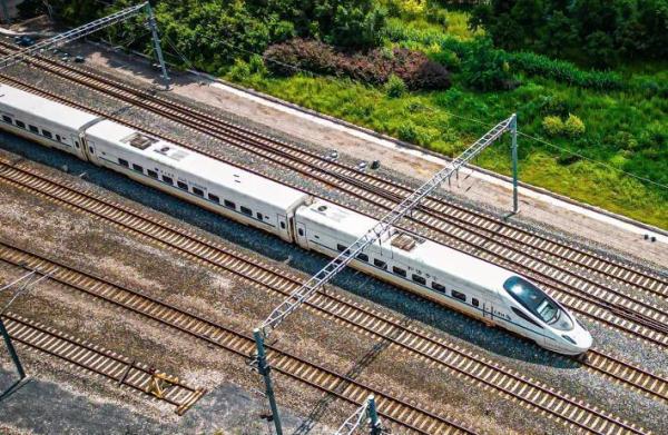 逼停动车,判决赔偿3万多元! 逼停动车,判决赔偿3万多元!