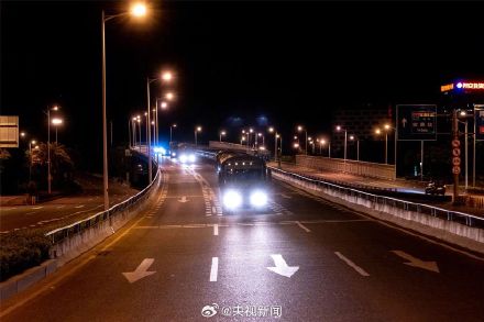 25名战士救灾一线收到军校通知书